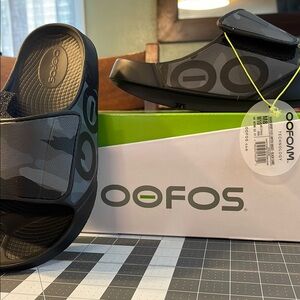 OOFOS Black Slide Sandals